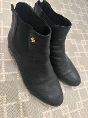 Tory Burch Black Leather Chelsea Ankle Boots